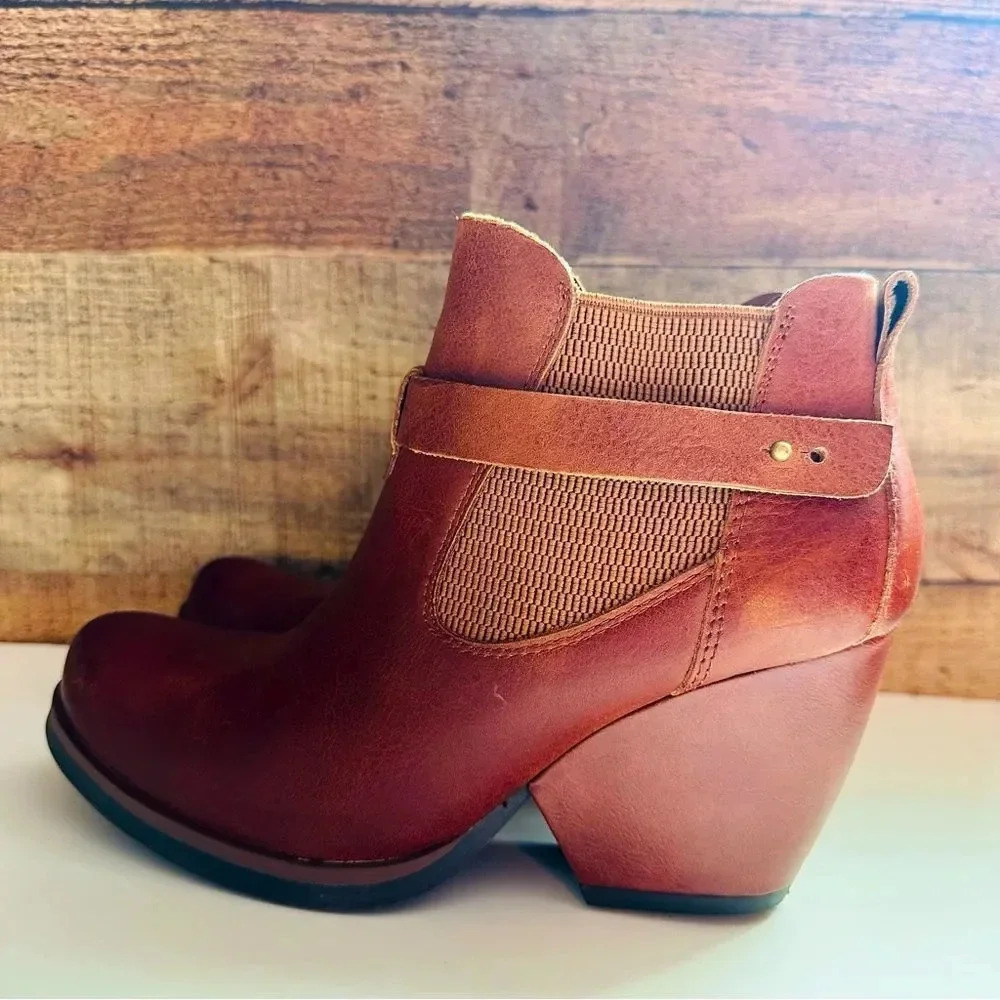 Kork Ease Moonstone Leather Bootie - Picture 3 of 8